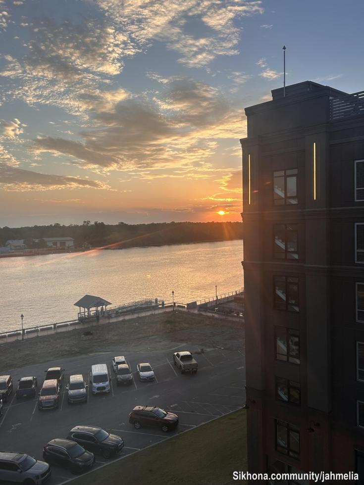 I had an amazing time this weekend celebrating my born day in Savannah.  We met so many amazing people, even at the Hotel that we were staying at.